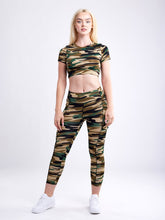 Load image into Gallery viewer, Short-Sleeve Crop Top