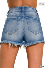 Load image into Gallery viewer, Plus Mid Rise Raw Frayed Hem Denim Shorts
